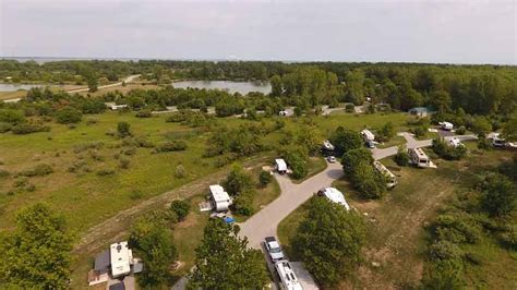 Maumee bay state park camping reservations  OH