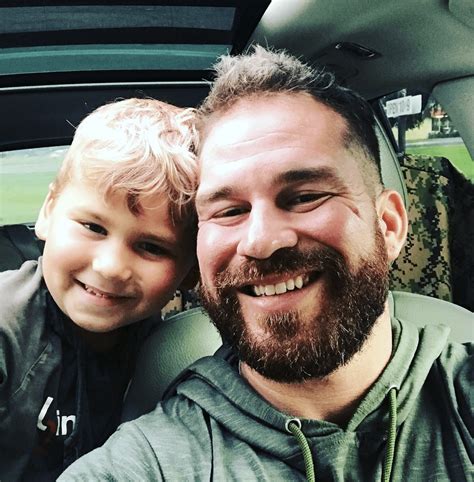 May oyola nathan griffith  Former Teen Mom 2 star Jenelle Evans ' ex-fiancé Nathan Griffith is a married man! Griffith secretly tied the knot to May Oyola sometime last month
