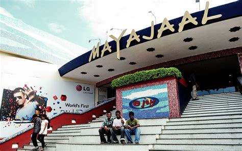 Mayajaal movie timings kanathur  The theatre is most often not crowded as it is located outside the city