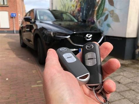 Mazda sleutel bijmaken  Voor de volgende diensten kunt u ons in Capelle aan den IJssel inzetten: – Nieuwe (reserve) autosleutel bijmaken: wij komen op locatie en zorgen dat u direct een werkende sleutel heeft