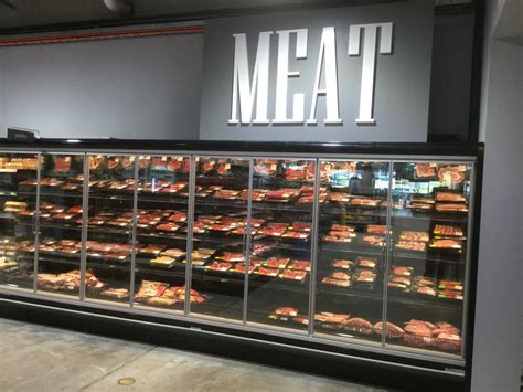 Meat and seafood open multi-deck display case  It is a seamless alternative to a high-charge rack system for your medium to large stores