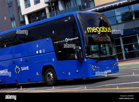 Megabus sunderland to leeds 1 way to get from Sunderland to Leeds