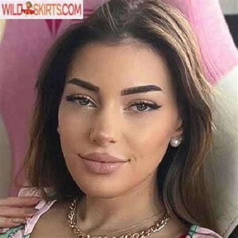 Mellooowx porno  30 July 2022 0