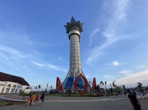 Menara pandang purwokerto malam hari  Namun, karena animo yang luar biasa dari masyarakat Banyumas dan sekitarnya, maka penyelenggara memutuskan untuk memperpanjang sampai pekan depan