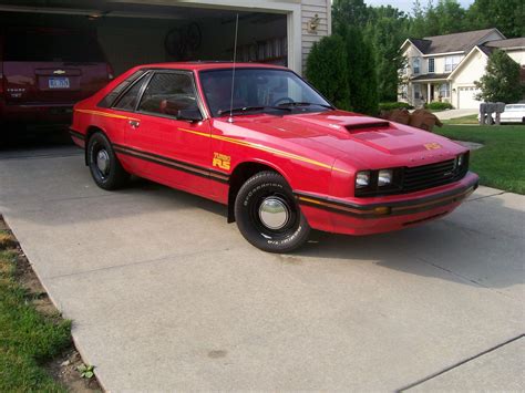 Mercury capri 1987 4 Gallon Capacity