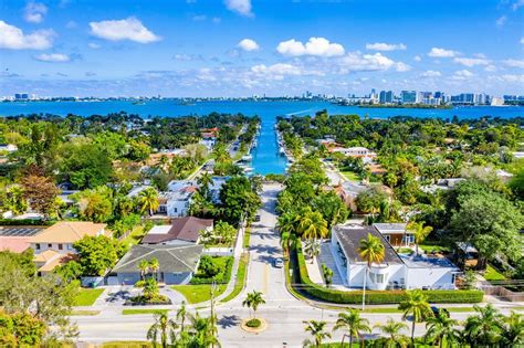 Miami shores vacation rentals  With private vacation home rentals, enjoy a more personalized stay and a wide range of amenities such as Homes with Pools, Air Condition Homes and Pet-Friendly Homes