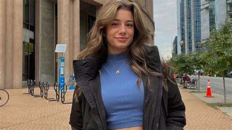 Mikayla campinos purple Mikayla Campinos, Famous content producer Mikayla Campinos, a popular TikTok content creator from Canada Canadian content producer Mikayla Campinos is well-known on the TikTok platform