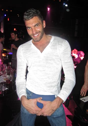 Mikedimarco gay escort  Copy page link