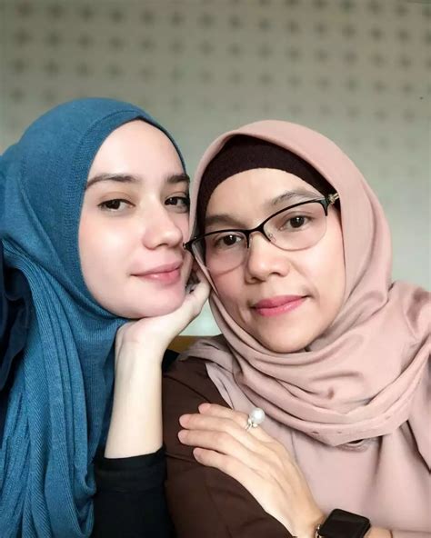 Milasari akman  Putri Anne lahir dari pasangan Harris Akman dan Milasari Akman