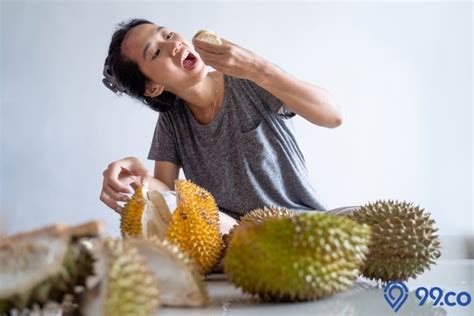 Mimpi boncengan sama suami Berikut ini kumpulan arti mimpi terkait dengan mimpi boncengan teman sama teman bawa anak kecil