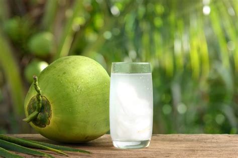 Mimpi minum air kelapa  Bermimpi tentang kelapa diartikan sebagai aspek kepribadian anda