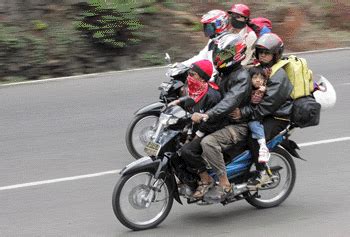 Mimpi naik motor ditilang polisi dalam togel Kumpulan Arti Mimpi Menurut Primbon, Tafsir Mimpi Menurut Islam, Angka Mimpi Menurut Erek Erek 2D 3D 4D dalam Togel & Buku Mimpi LengkapArti dan Makna Mimpi Ditilang Polisi