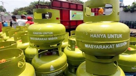 Mimpi tabung gas mau meledak JAKARTA, KOMPAS