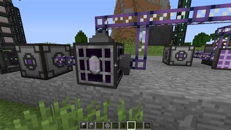 Minecraft crystal growth chamber  Pure Nether Quartz Crystals will grow some time after Nether Quartz Seeds are thrown into water