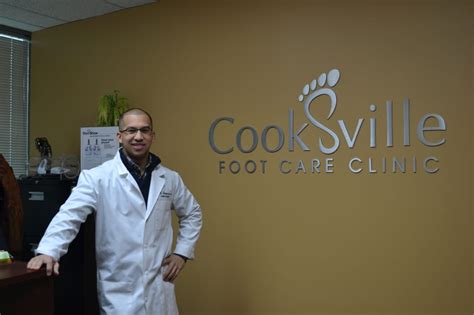 Mississauga foot clinic At Mississauga Foot Clinic, Jonathan has integrated various modernized platforms to enrich the clinic experience for their patients such as laser therapy for fungal nails and various soft tissue surgeries