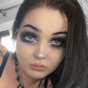 Missspookyrose of  r/ NudeMod