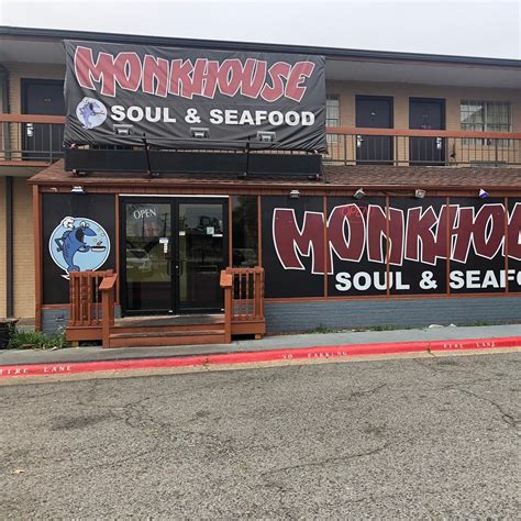 Monkhouse seafood diner Orlandeaux's Cafe: Good Dive - See 139 traveler reviews, 68 candid photos, and great deals for Shreveport, LA, at Tripadvisor