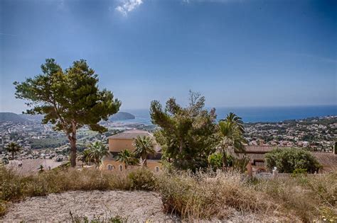 th?q=2024 Moraira: Two rural building plots of 10,010 m² for sale in  Moraira with a beautiful panoramic view. The building plots are easily  accessible and