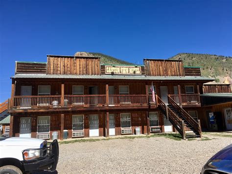 Motels in silverton colorado  Every room provides free Wi-Fi and cable TV with HBO