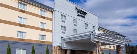 Motels near mohegan sun  1 Bradley International Airport, Windsor Locks, CT, 06096