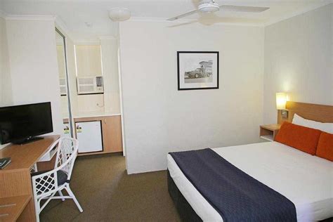 Motels surfers paradise  Visit hotel website