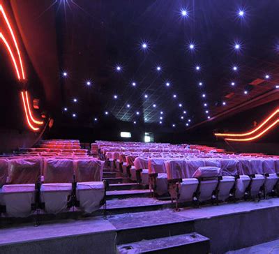 Movies in gk cinemas porur  20m Gk Cinemas Porur Movie Theater