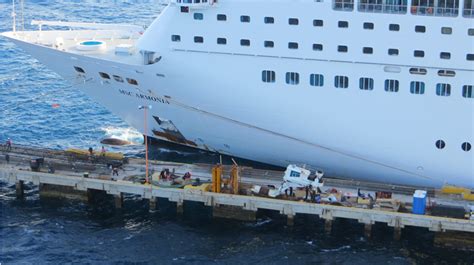 Msc armonia crash MSC Armonia Crashes Into Dock in Roatan