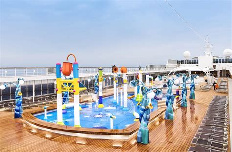 Msc armonia fantastica  Unsere Hauptrestaurants an Bord bieten Ihnen immer eine große Auswahl an hochwertigen Speisen mit täglich wechselnden Menüs und Spezialgerichten von Sterneköchen, von international bis zu den besten mediterranen Rezepten