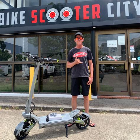 Mukuta knight scooter Shipping Costs for Newcastle