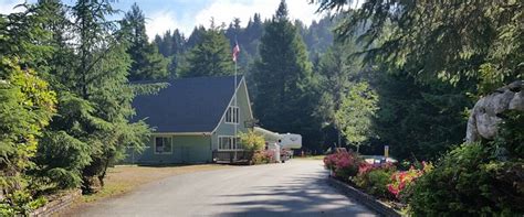 Mystic forest campground  Hot spring