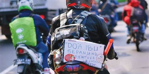 Naik motor bonceng 3 000), denda ini bisa berlipat ganda menjadi 5