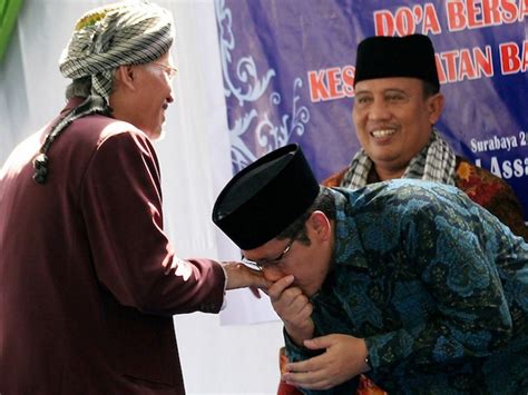 Naon pangna tatakrama penting pisan keur rumaja  greeneryTeens sering hayang cukuran sarupa versi sawawa