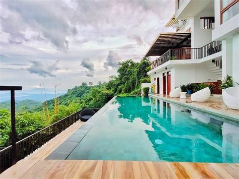 Narra hill tagaytay booking  Large modern suite with stunning views Laurel Philippines, Calabarzon