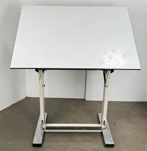 Neolt drafting table  We have Alvin, Mayline, Plan Hold, Hamilton, Safco, Mutoh, & Martin Universal drafting and art tables