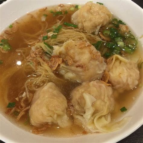 Neptune wonton noodle reviews  Chinese, Seafood $$ - $$$