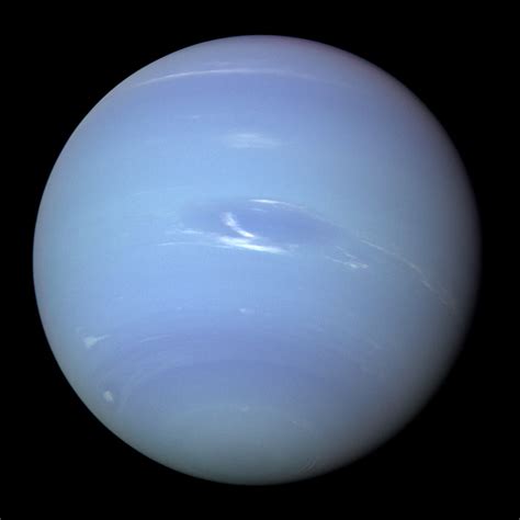 Neptuno orem  Concretamente, se le denomina, junto a Urano, como gigante helado, por la