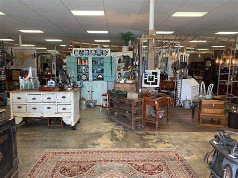 New bern antiques and collectibles  » Antiques » Antique Dealers » North-Carolina » New-Bern Antique Dealers