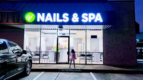 New carrollton nail salon  In order to achieve the most beautiful and healthy results possible we use some of the best products available in the beauty industry today
