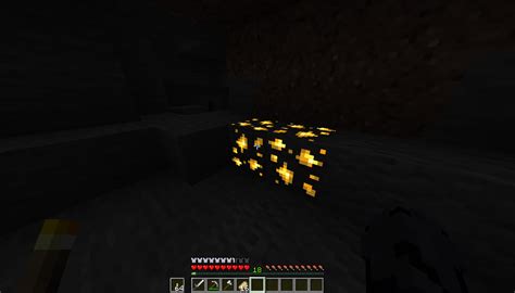 New emissive ores  currently, this pack just adds an outline and uses optifine's emissive feature to make them glow