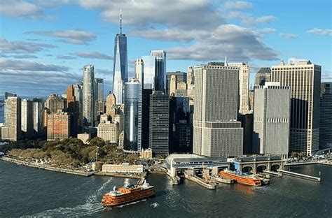 New york sekarang jam berapa Dari 5 November 2023: UTC -8 / Pacific Standard Time (PST) Waktu di California City biasanya 3 jam lebih lambat waktu di Kota New York, tetapi karena zona waktu ini tidak memiliki waktu mulai dan akhir yang sama untuk waktu musim panas, waktu di California City untuk sementara bisa menjadi 2 atau 4 jam lebih lambat waktu di Kota