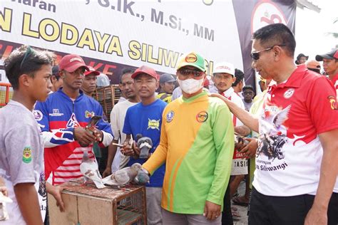 Ngawi kucara babarengan disebut Tapi, ketika sesama orang Sunda lagi pada ngobrol maka yang kami rindukan adalah tradisi ngaliwet ini