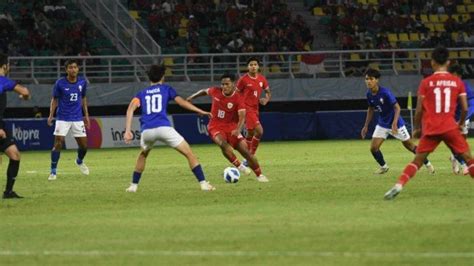 Nomor berapa naik kamboja Tapi sekaligus jadi area pertukaran komoditas antara yang ada di Thailand dan Kamboja (Bahtiar/detikTravel) Salah satu perbedaan paling mencolok pertama adalah bangunannya