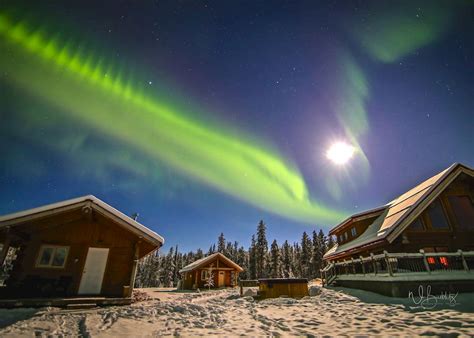 Northern lights resort dead lake The best time to see the northern lights in Alaska