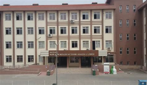 Nuri atik mesleki ve teknik anadolu lisesi  İzmir / Bayraklı Tercih Listene Ekle