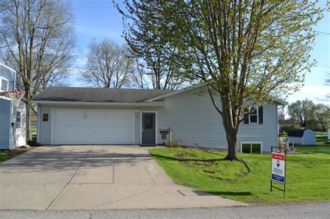 Ogden iowa real estate View detailed information about property 233 170th St, Ogden, IA 50212 including listing details, property photos, school and neighborhood data, and much more