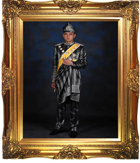 Ogy dan sultan pahang Sultan Pahang Sultan Abdullah Sultan Ahmad Shah secara rasminya dilantik sebagai Ke bawah Duli Yang Maha Mulia Seri Paduka Baginda Yang di-Pertuan Agong ke-16