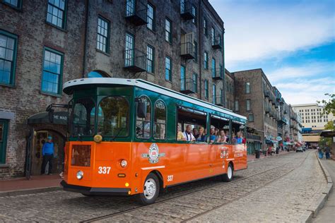 Old town trolley tours charleston  Along with 11 stops around the city, it also