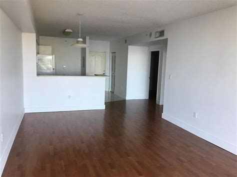 One bedroom apartments in 33126  Dog & Cat Friendly Fitness Center Pool Dishwasher Refrigerator Kitchen In Unit Washer & Dryer Clubhouse