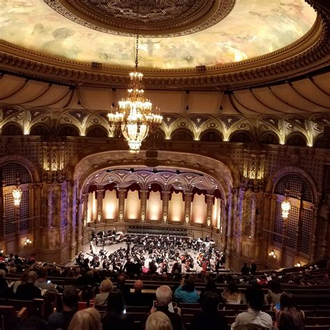 Orpheum theater dress code  Best known as the home of internationally renowned Vancouver Symphony Orchestra – the largest performing arts organization in Western Canada – the Orpheum also features regular performances by some of the city’s finest choirs, as well as performing artists visiting from around the world