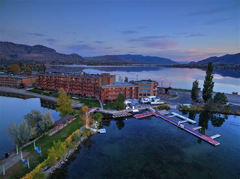 Osoyoos resorts 7 km) from Osoyoos